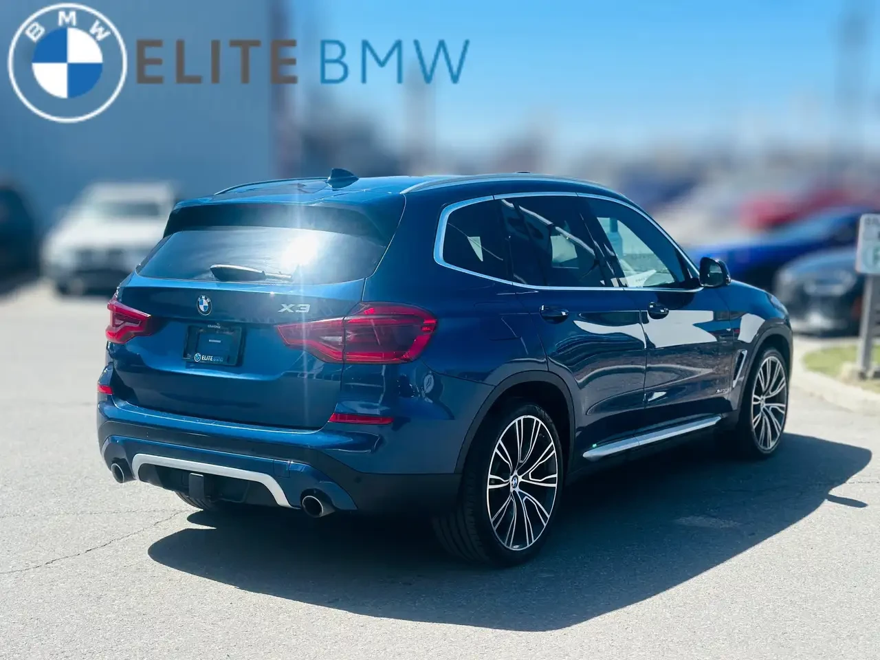 BMW X3 ПОДГРЕВ* 360КАМЕРА* ПАНОРАМА* LANE* ASSIST* , снимка 2 - Автомобили и джипове - 54398323