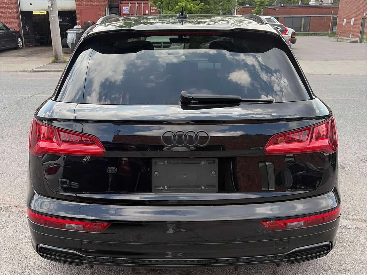 Audi Q5 | Progressiv | CARFAX | S LINE | ПАНОРАМА | , снимка 4 - Автомобили и джипове - 54888448