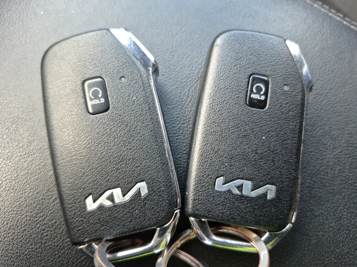Kia Sorento X-LINE* AWD* Подгрев* Камера* м.Точки* , снимка 11 - Автомобили и джипове - 55227096