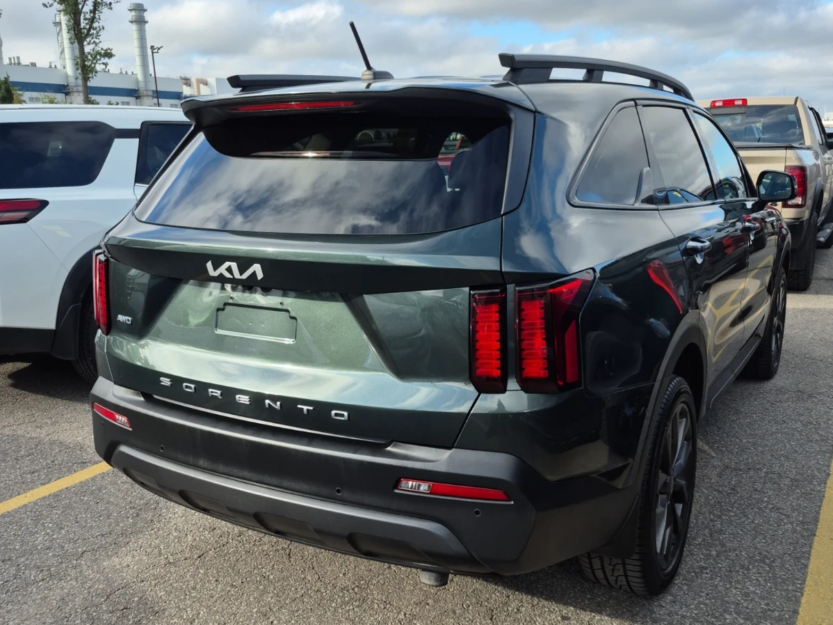 Kia Sorento X-LINE* AWD* Подгрев* Камера* м.Точки* , снимка 3 - Автомобили и джипове - 55227096