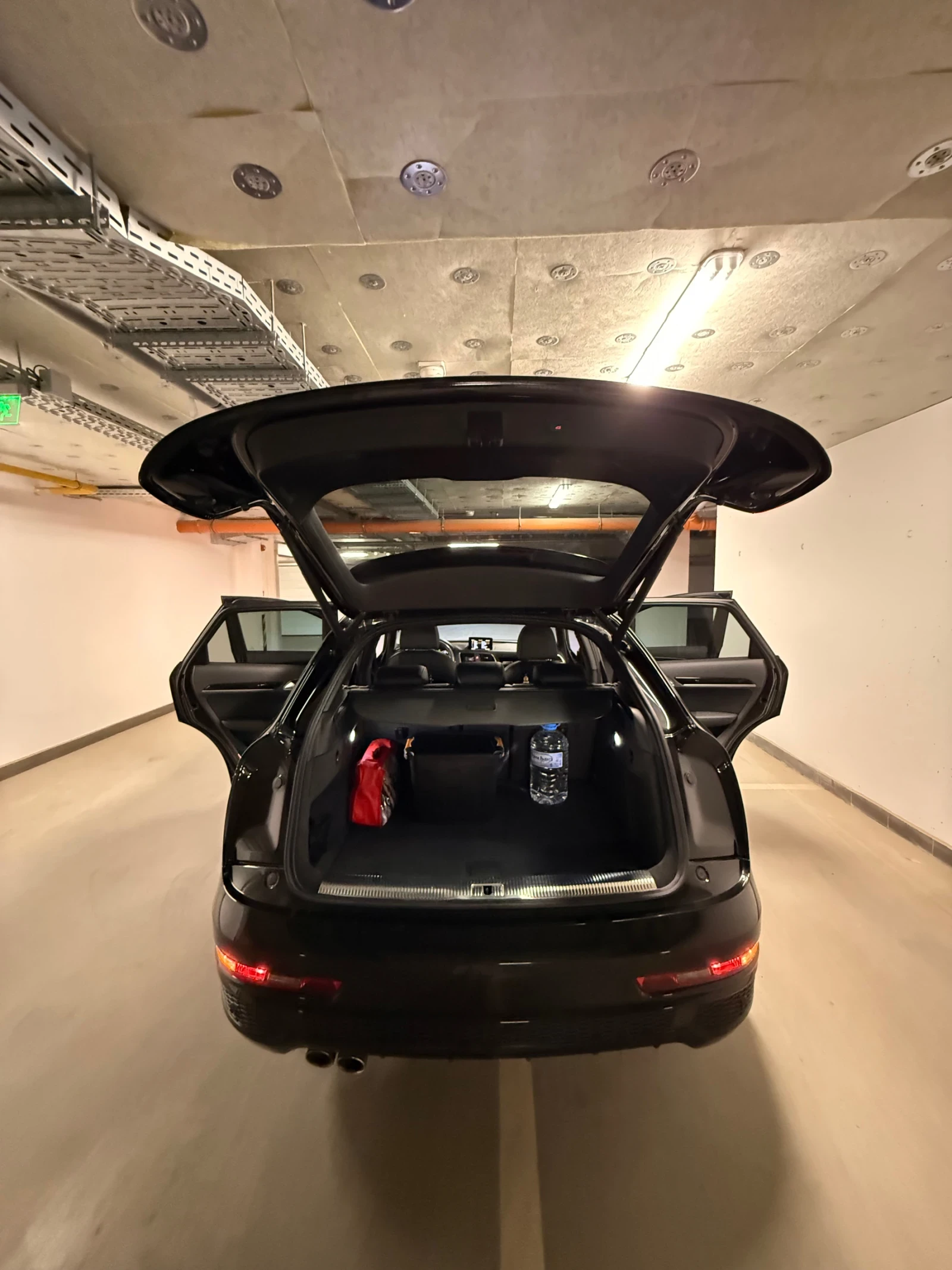 Audi Q3 Quattro 2.0 TDi S-Line, снимка 11 - Автомобили и джипове - 55538773