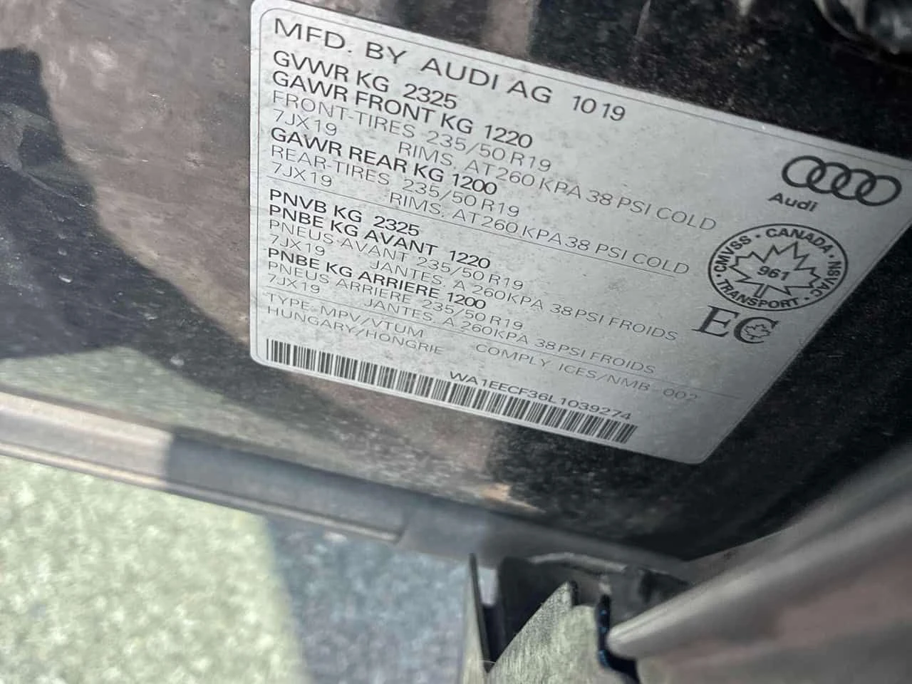 Audi Q3 * Progressiv * АВТОКРЕДИТ* CARFAX* , снимка 10 - Автомобили и джипове - 55579080