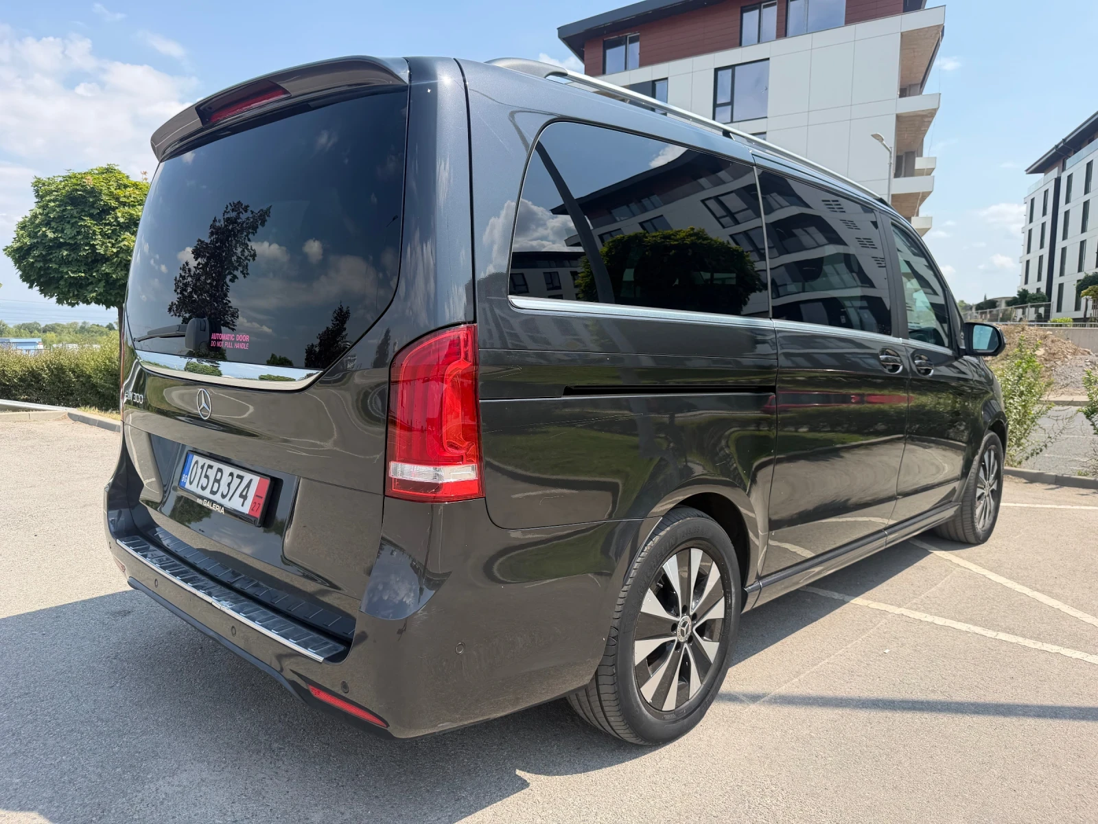 Mercedes-Benz EQV, снимка 4 - Автомобили и джипове - 55661508