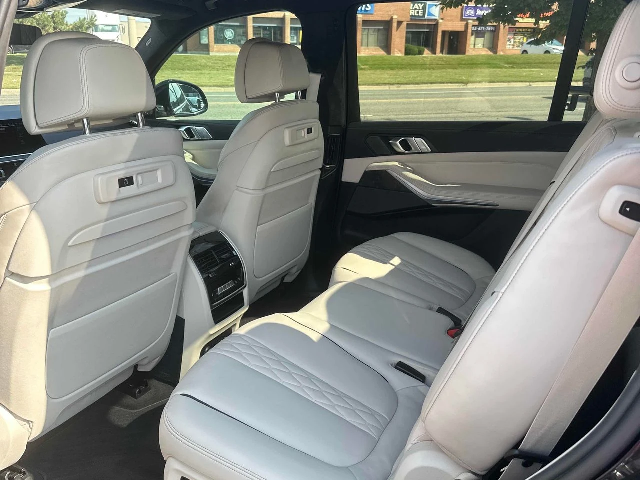 BMW X7 xDrive40i, снимка 11 - Автомобили и джипове - 55804643