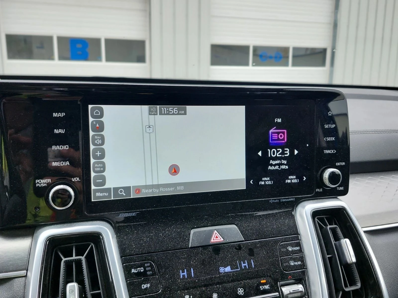 Kia Sorento, снимка 11 - Автомобили и джипове - 56688549