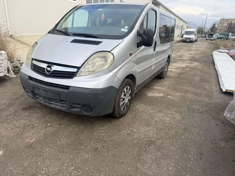 Opel Vivaro 2.0DCI НА ЧАСТИ!!!, снимка 3 - Бусове и автобуси - 53023611