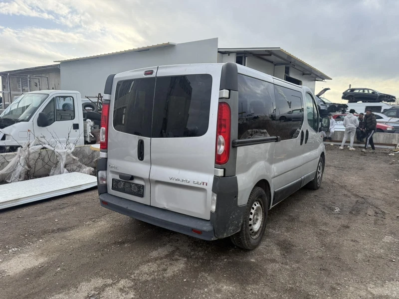 Opel Vivaro 2.0DCI НА ЧАСТИ!!!, снимка 4 - Бусове и автобуси - 53023611