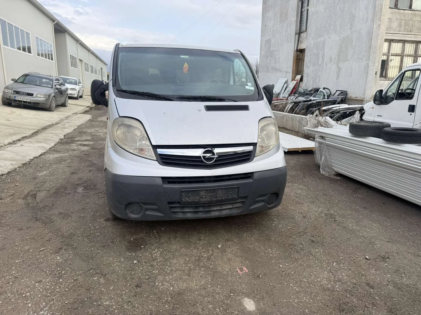 Opel Vivaro 2.0DCI НА ЧАСТИ!!!, снимка 1