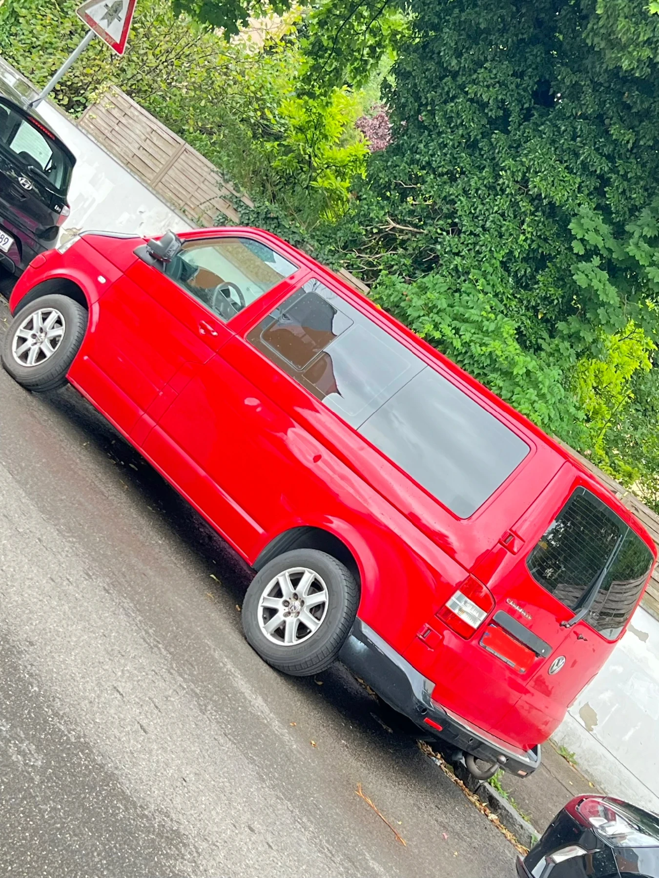 VW Caravelle Full Scheckheft 100%, снимка 2 - Бусове и автобуси - 53924784