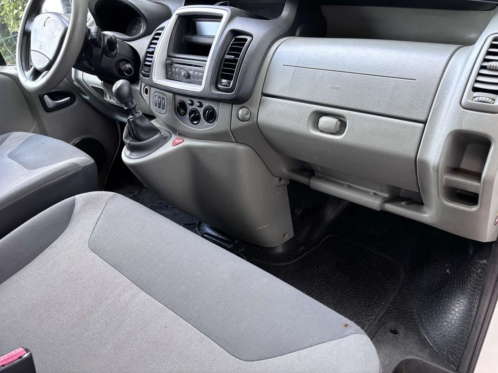 Renault Trafic, снимка 5 - Бусове и автобуси - 55224286