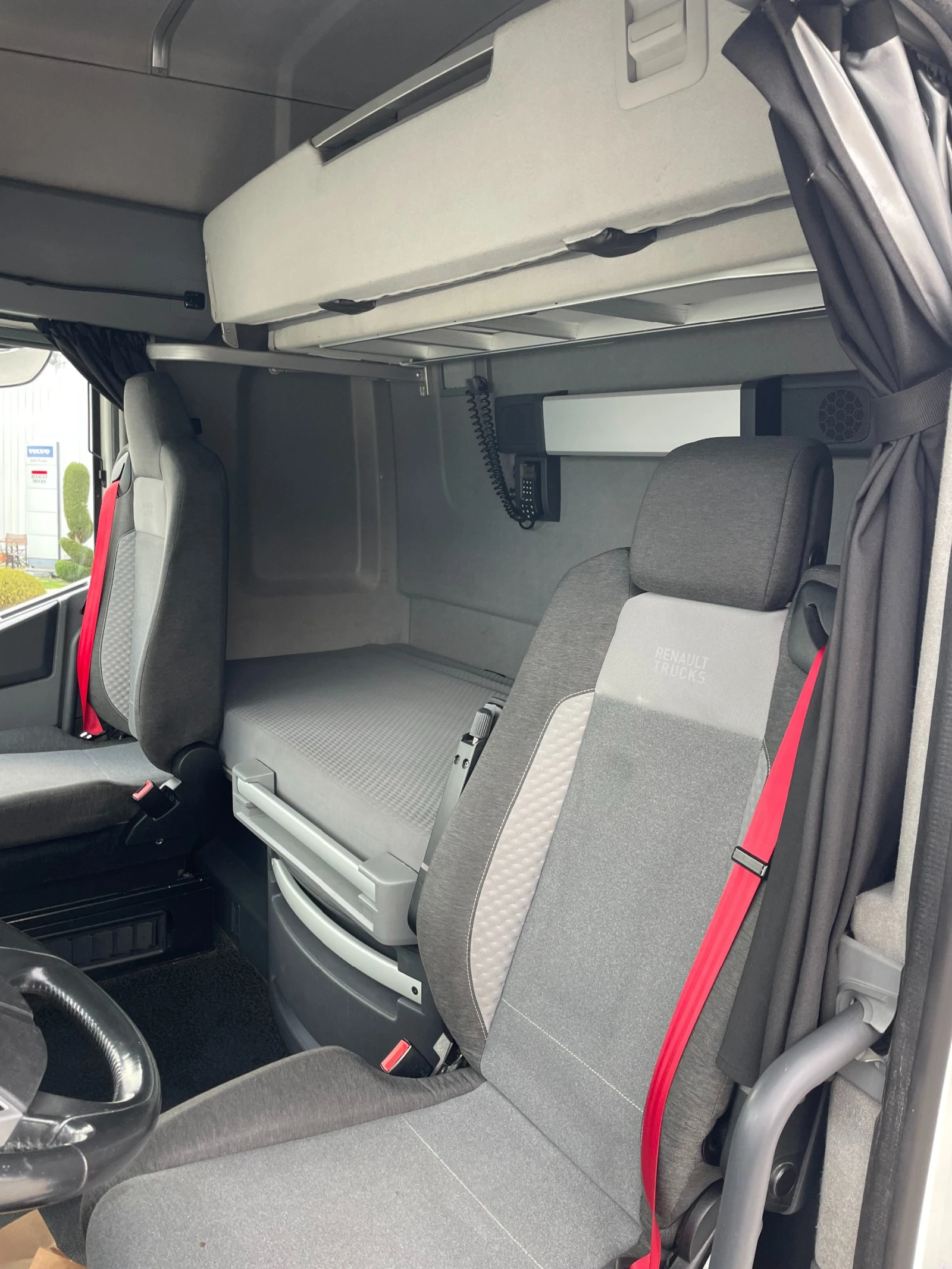 Renault T HIGH 480 - изображение 5