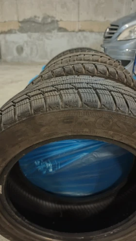 Гуми Зимни 205/55R16, снимка 2 - Гуми и джанти - 52966776