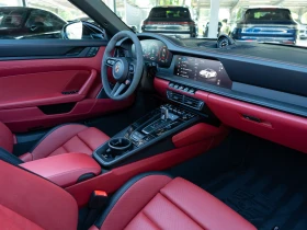 Porsche 911 Carrera 4 GTS Cabriolet, снимка 10