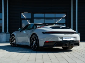Porsche 911 Carrera 4 GTS Cabriolet, снимка 3