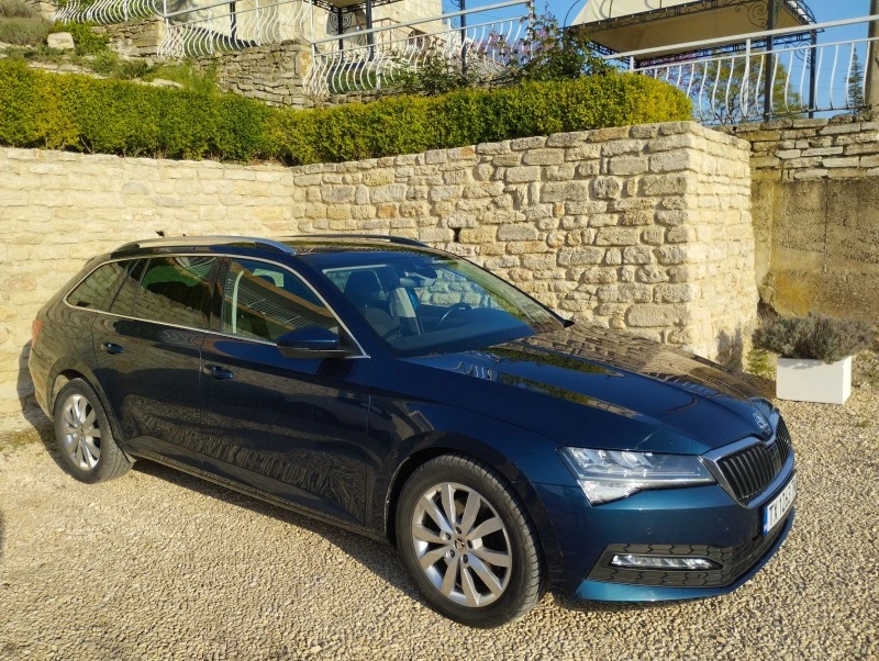 Skoda Superb 2.0 TDI Executive, снимка 4 - Автомобили и джипове - 46711457