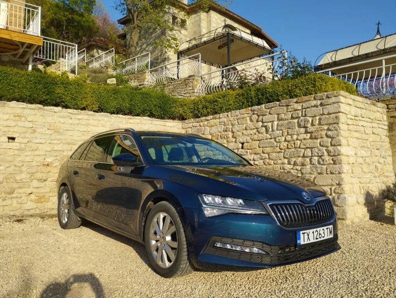 Skoda Superb 2.0 TDI Executive, снимка 5 - Автомобили и джипове - 46711457