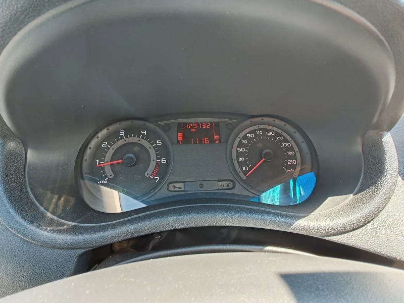 Renault Clio 1.4 16V, снимка 11 - Автомобили и джипове - 47127200