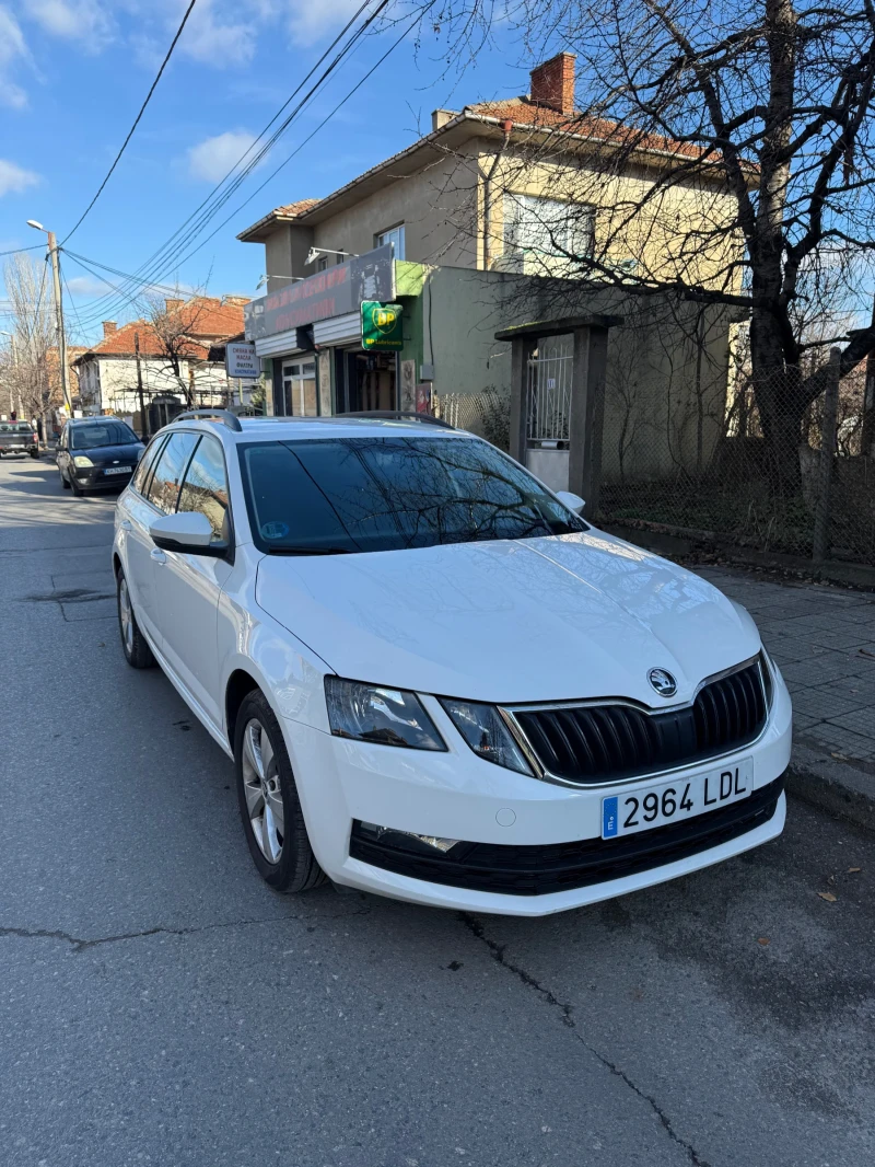 Skoda Octavia Benzin/metan, снимка 16 - Автомобили и джипове - 48388422