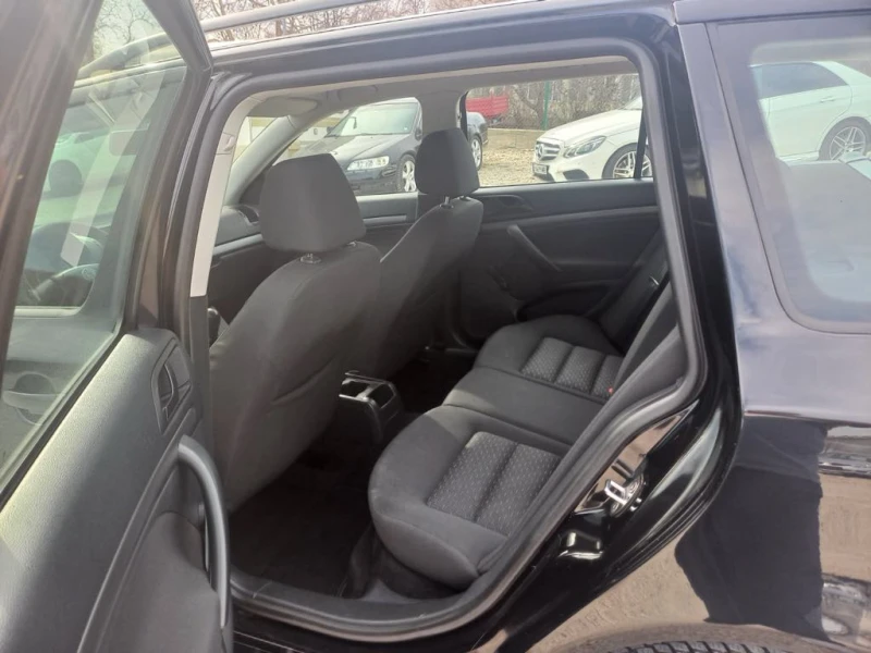 Skoda Octavia 2.0 TDI COMMON RAIL, снимка 10 - Автомобили и джипове - 49442527