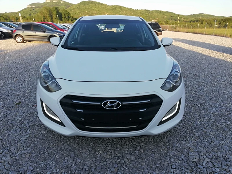 Hyundai I30 1.6CRDI kli 110ks, снимка 2 - Автомобили и джипове - 50285139