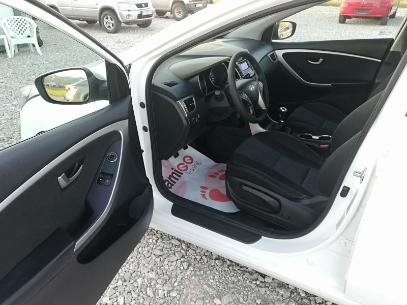 Hyundai I30 1.6CRDI kli 110ks, снимка 10 - Автомобили и джипове - 50285139