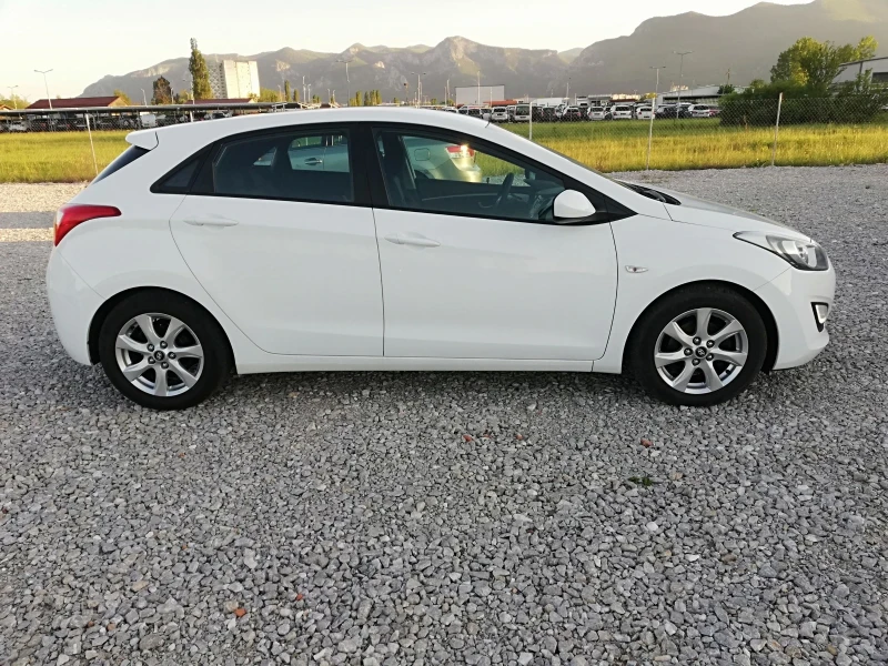 Hyundai I30 1.6CRDI kli 110ks, снимка 7 - Автомобили и джипове - 50285139