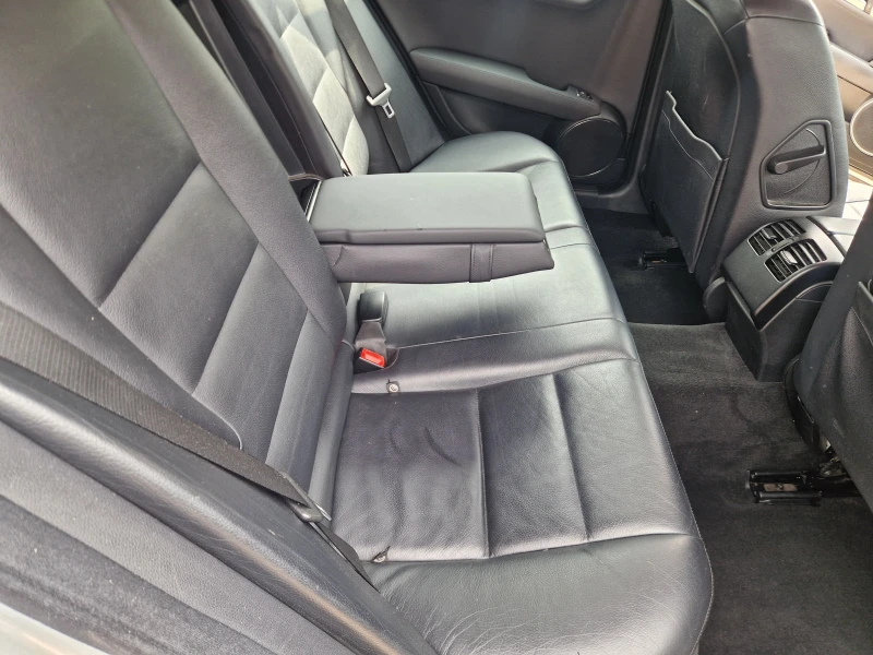 Mercedes-Benz C 350 AVANTGARDE/НАВИГАЦИЯ/КОЖА, снимка 14 - Автомобили и джипове - 50173067