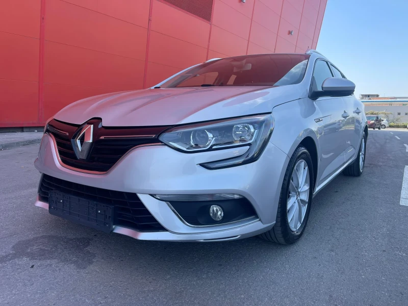 Renault Megane 1.5 DCI -АВТОМАТИК НАВИГАЦИЯ