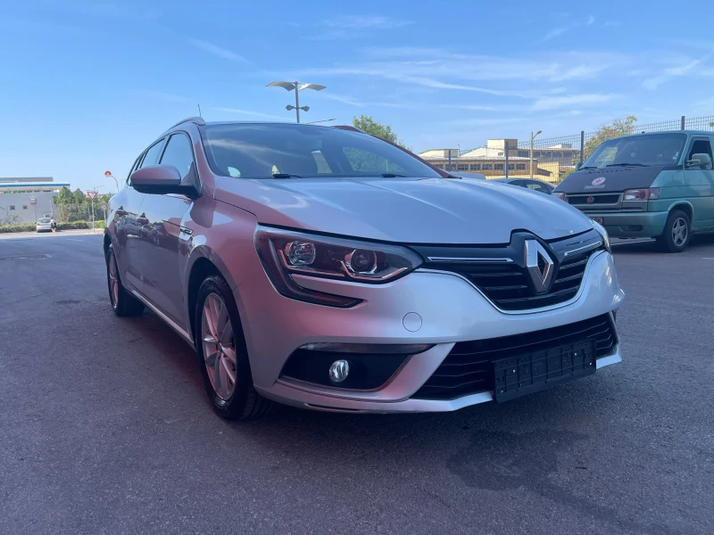 Renault Megane 1.5 DCI -АВТОМАТИК НАВИГАЦИЯ, снимка 3 - Автомобили и джипове - 51653322