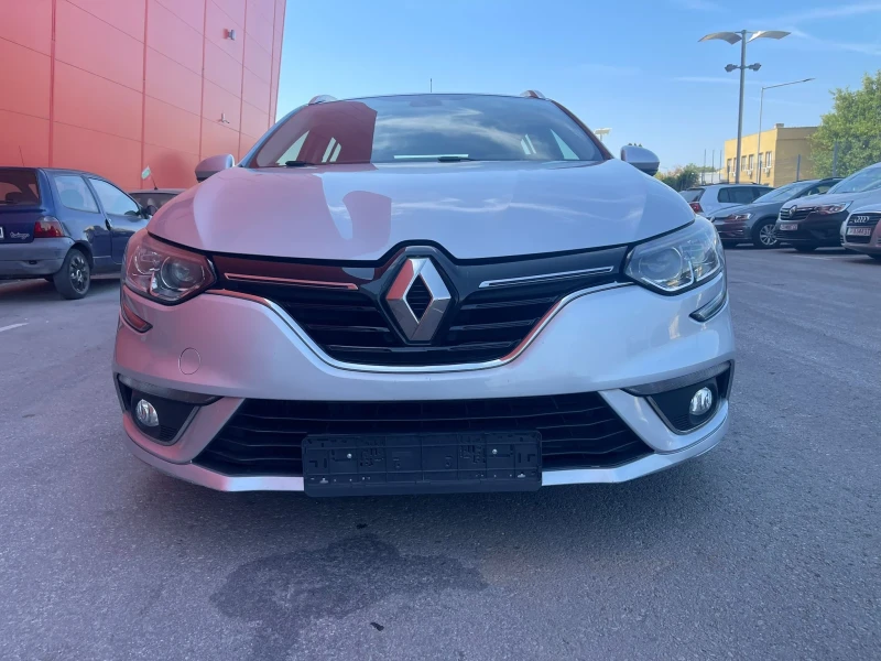 Renault Megane 1.5 DCI -АВТОМАТИК НАВИГАЦИЯ, снимка 2 - Автомобили и джипове - 51653322
