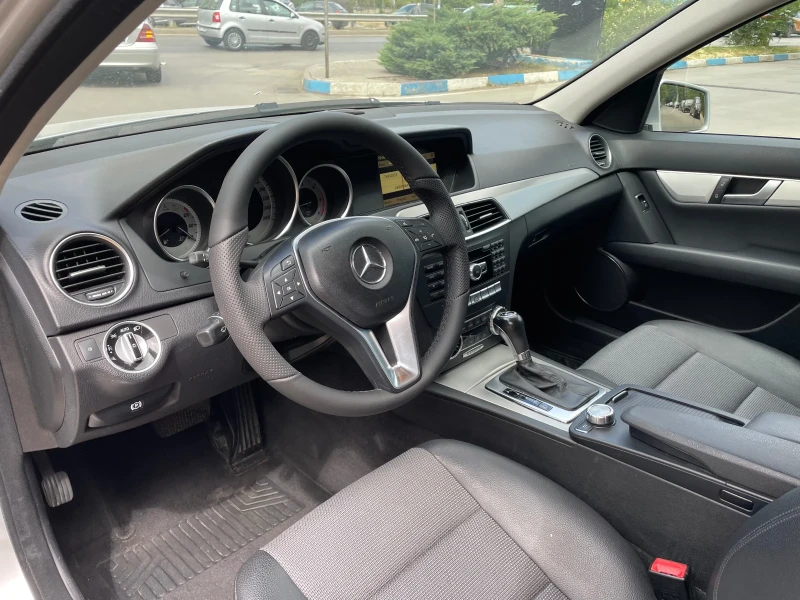 Mercedes-Benz C 220 CDI, AVANGARDE, AMG, снимка 7 - Автомобили и джипове - 51985453
