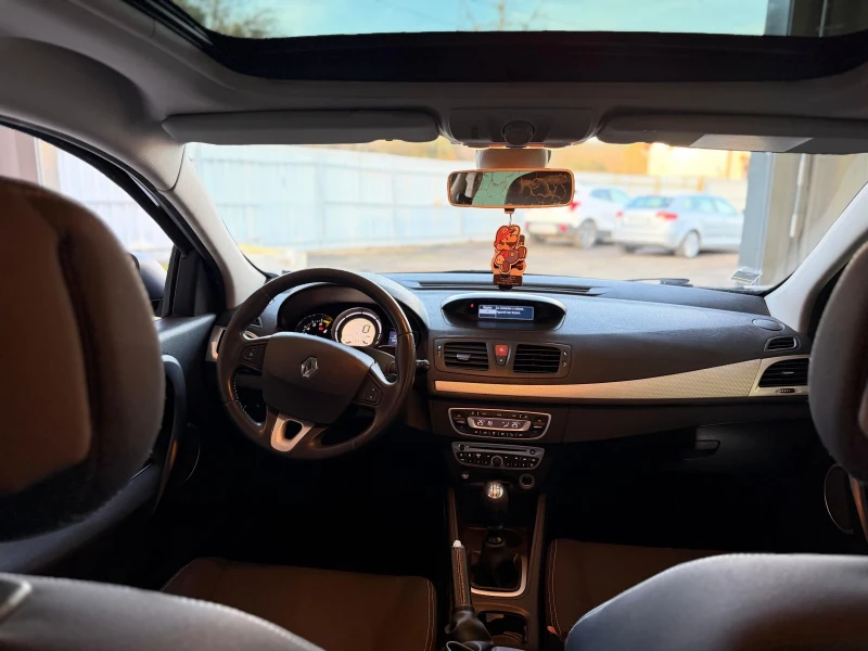 Renault Megane, снимка 4 - Автомобили и джипове - 52868413