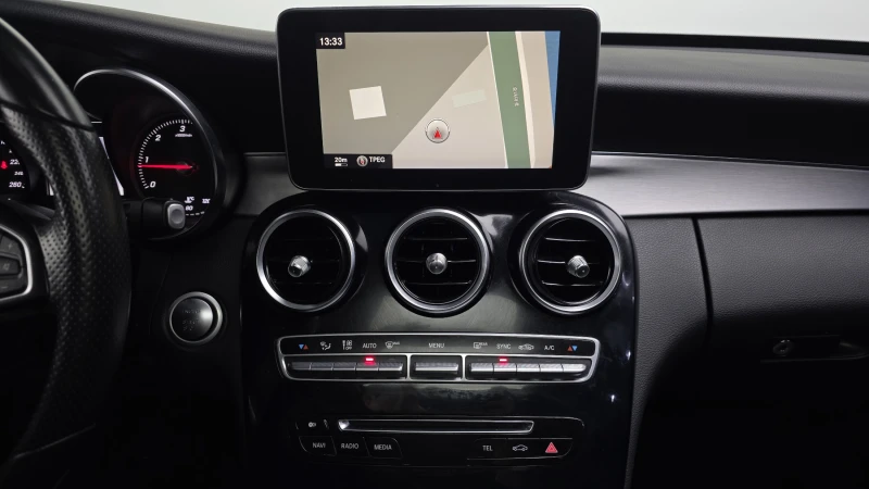 Mercedes-Benz C 220 AVANTGARDE / Пълна сервизна история!!!, снимка 10 - Автомобили и джипове - 52991781