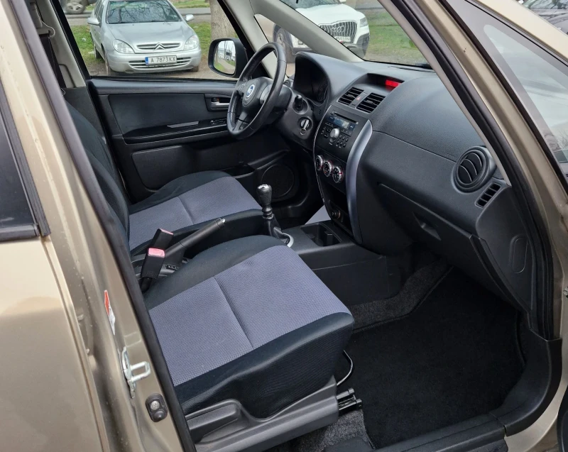 Fiat Sedici 1.6i 4x4, снимка 12 - Автомобили и джипове - 53154835