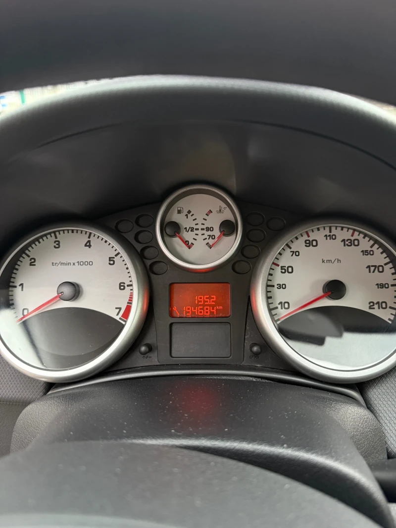 Peugeot 207, снимка 9 - Автомобили и джипове - 53156102
