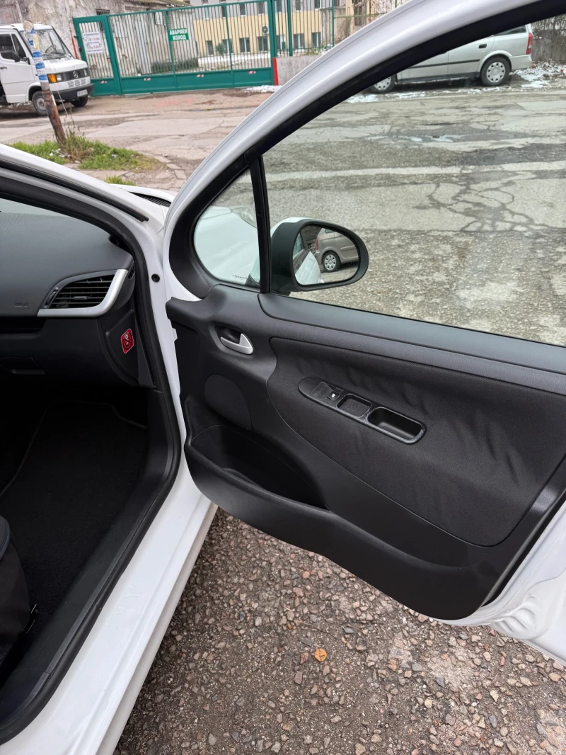 Peugeot 207, снимка 14 - Автомобили и джипове - 53156102
