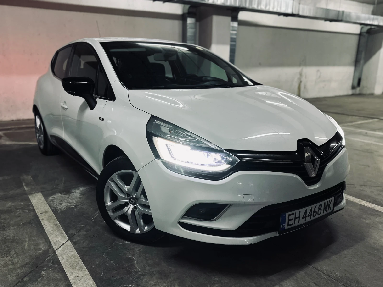 Renault Clio Full LED; Camera; Moschino Design!, снимка 1