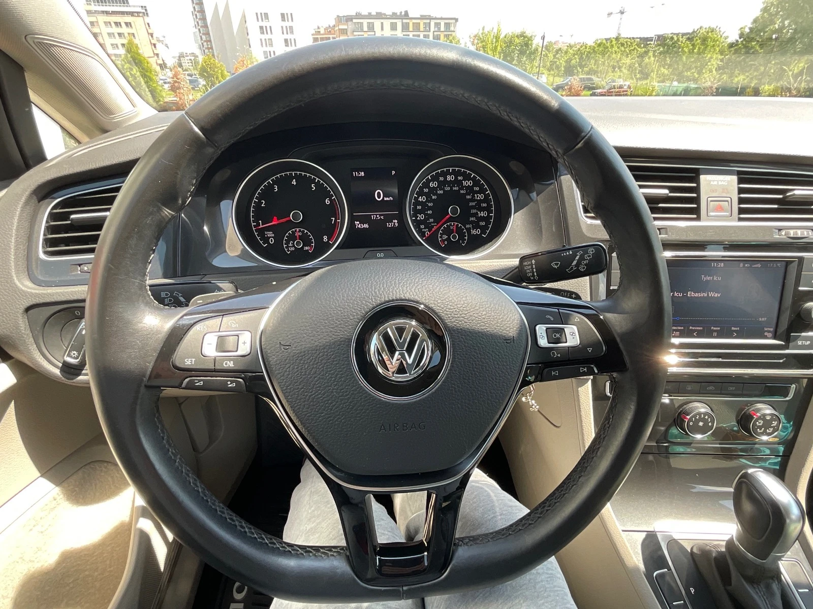 VW Golf S 7.5 TSI  - изображение 8