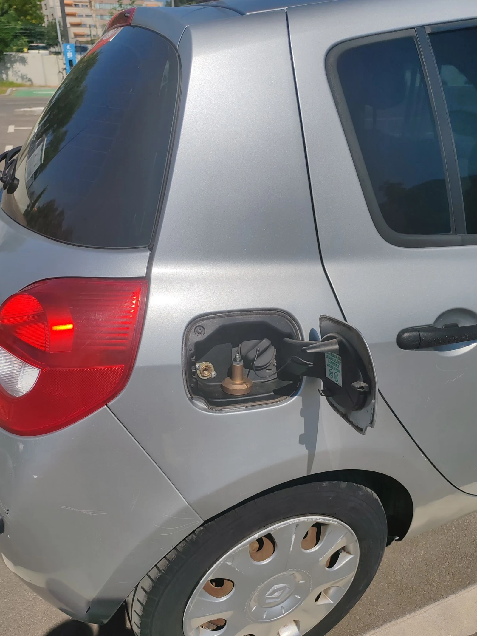 Renault Clio 1.4 16V | Mobile.bg   14