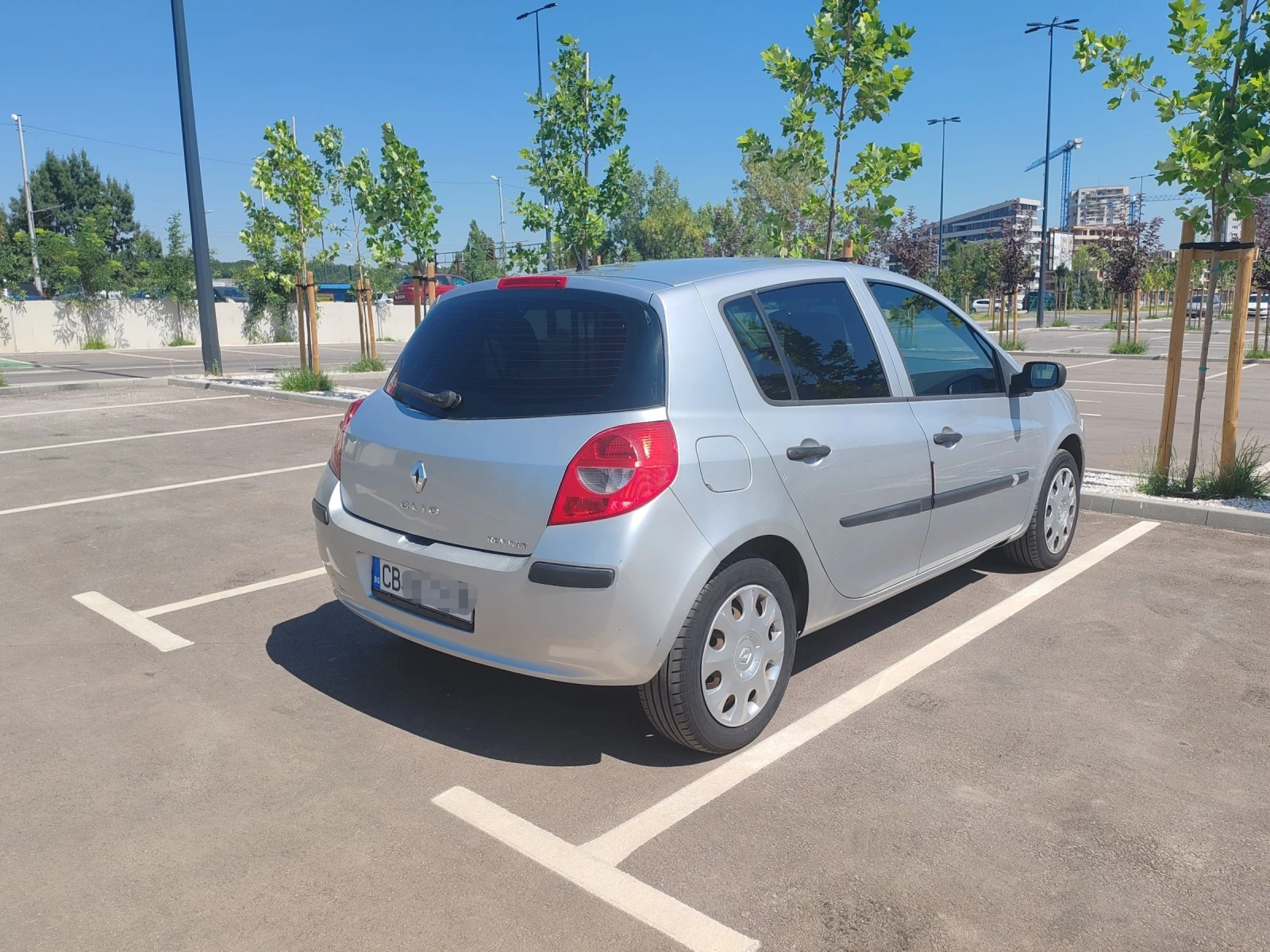 Renault Clio 1.4 16V - изображение 4