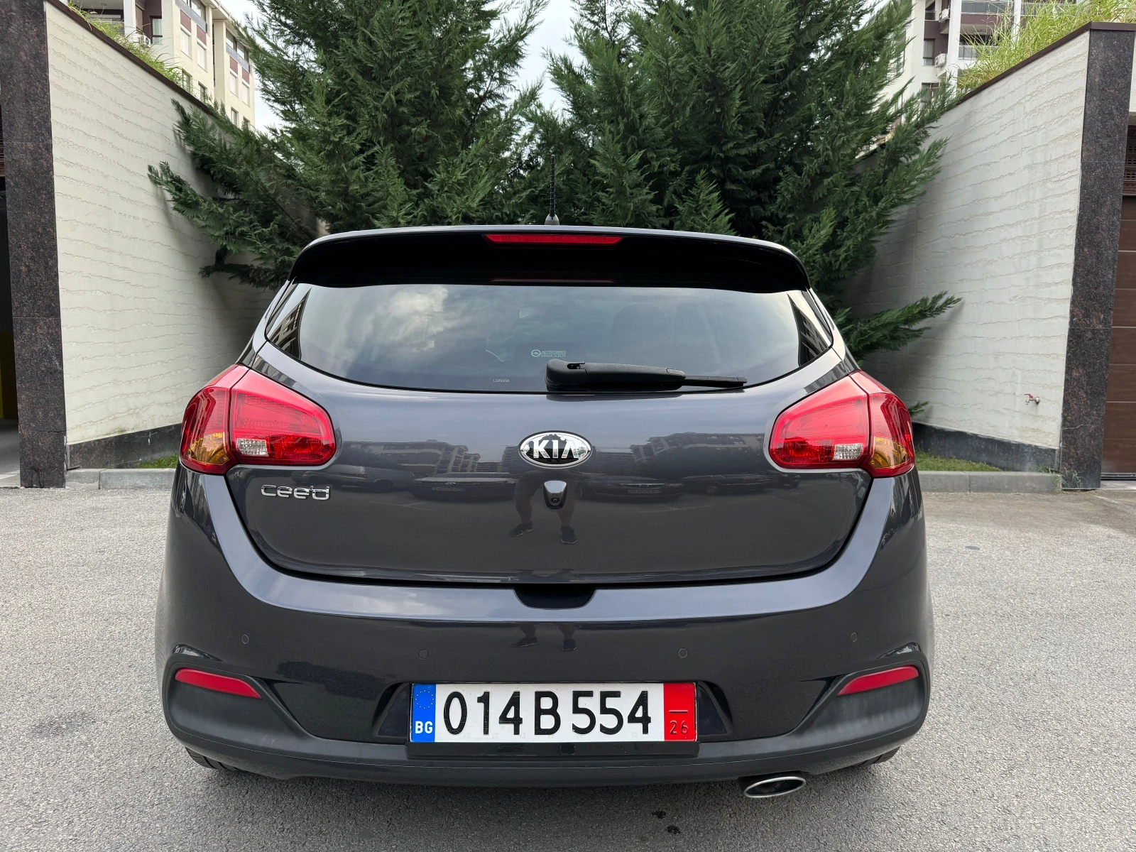 Kia Ceed 1.4i GAZ INJEKCION KAMERA KOJA  - изображение 6