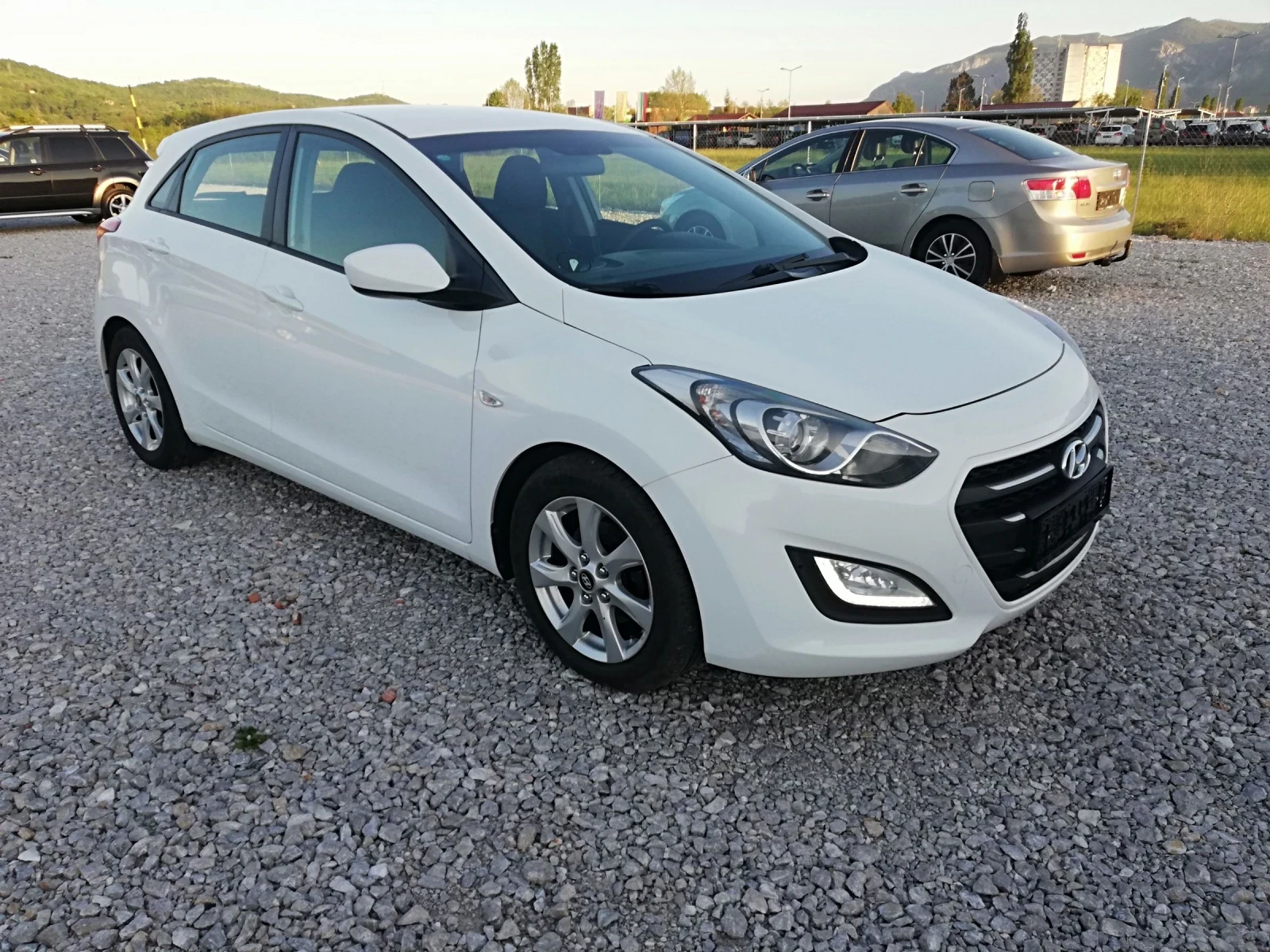 Hyundai I30 1.6CRDI kli 110ks - изображение 8
