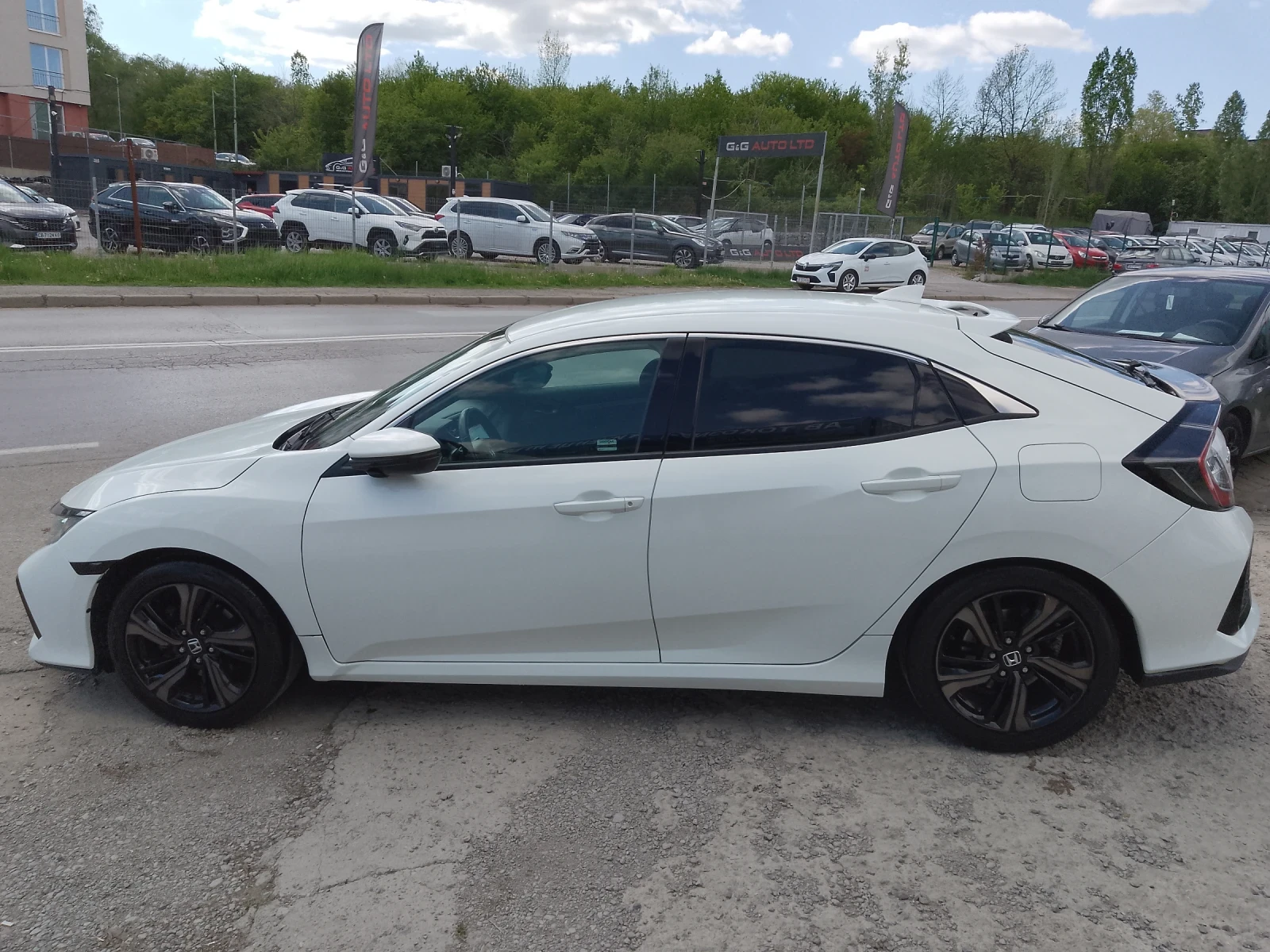Honda Civic 1.6 i-DTEC/SPORT/БЯЛА ПЕРЛА - изображение 8