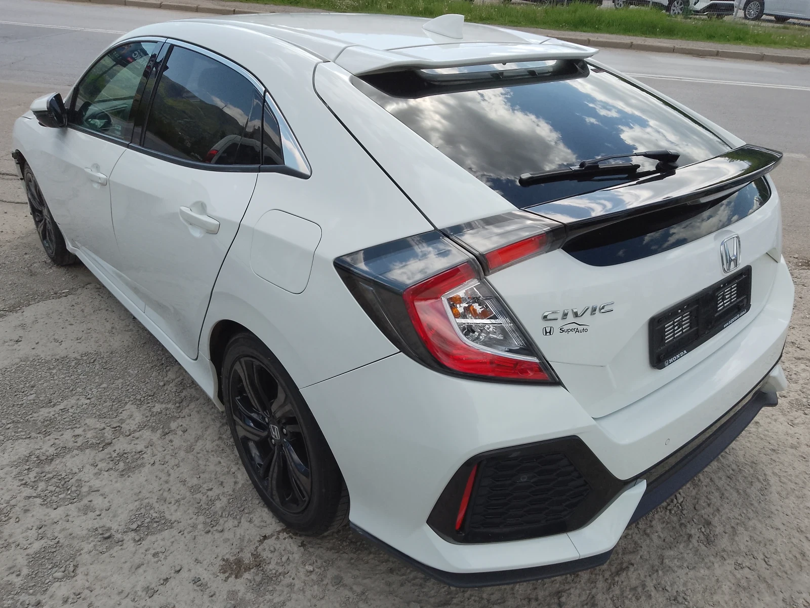 Honda Civic 1.6 i-DTEC/SPORT/БЯЛА ПЕРЛА - изображение 7