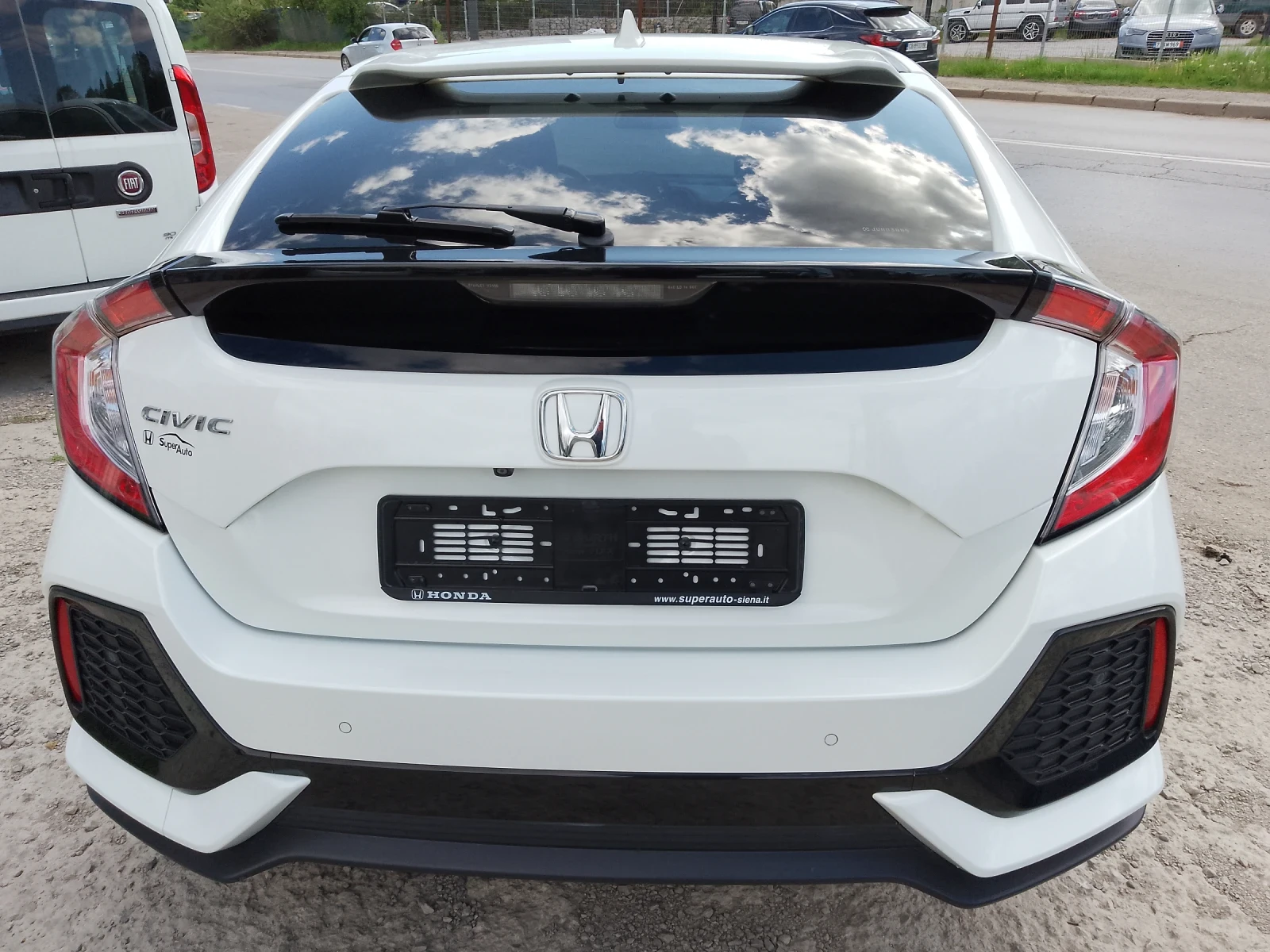 Honda Civic 1.6 i-DTEC/SPORT/БЯЛА ПЕРЛА - изображение 6
