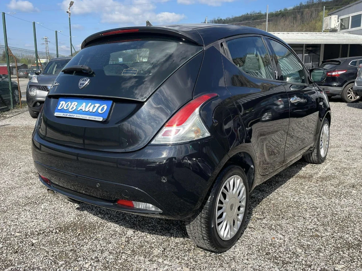 Lancia Ypsilon 1.3MJT-95к.с-EURO 6B - изображение 5