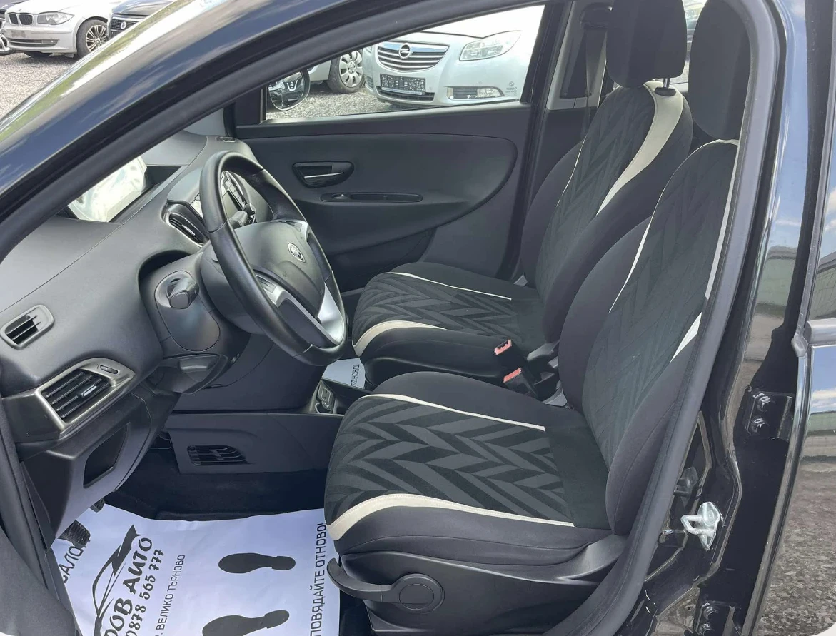 Lancia Ypsilon 1.3MJT-95к.с-EURO 6B - изображение 10