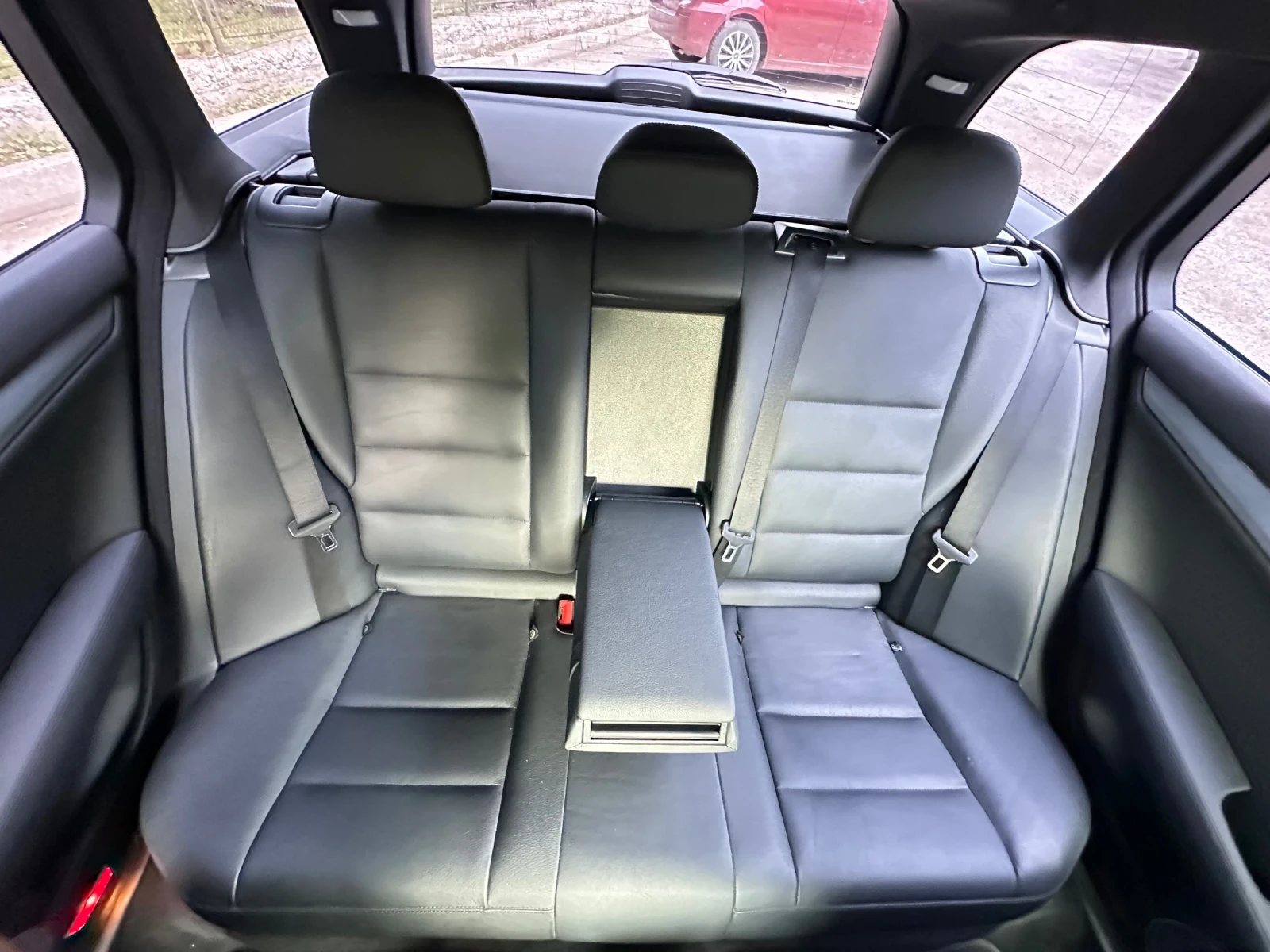 Mercedes-Benz C 320 4 Matic Amg-Pack - изображение 10