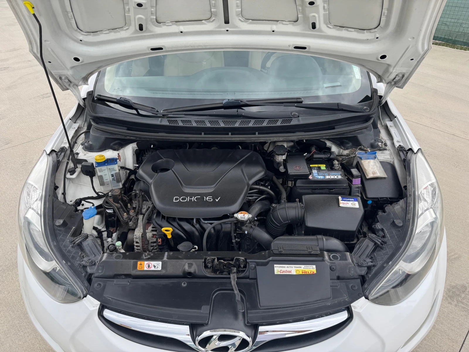 Hyundai Elantra Напълно обслужена !!! - изображение 5