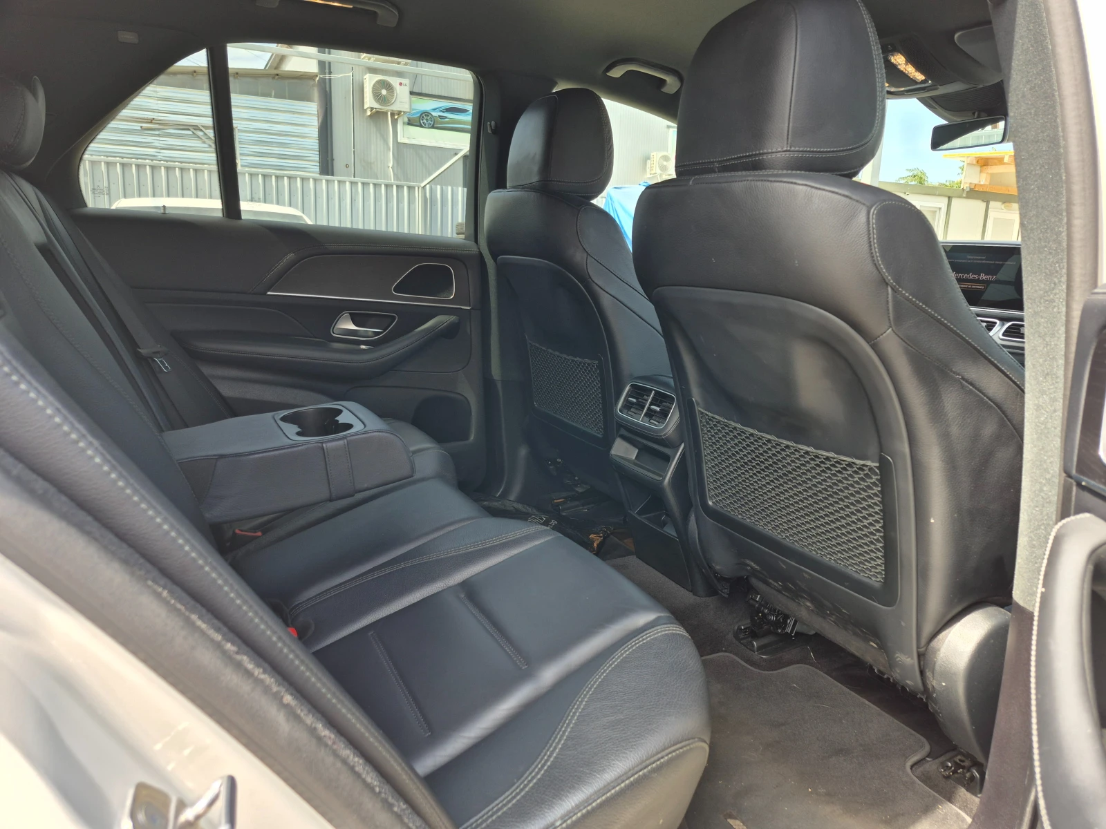 Mercedes-Benz GLE 450 AMG 4M Airmatic Distr KeyGO 360  Обдух SzH #iCarbg - изображение 9